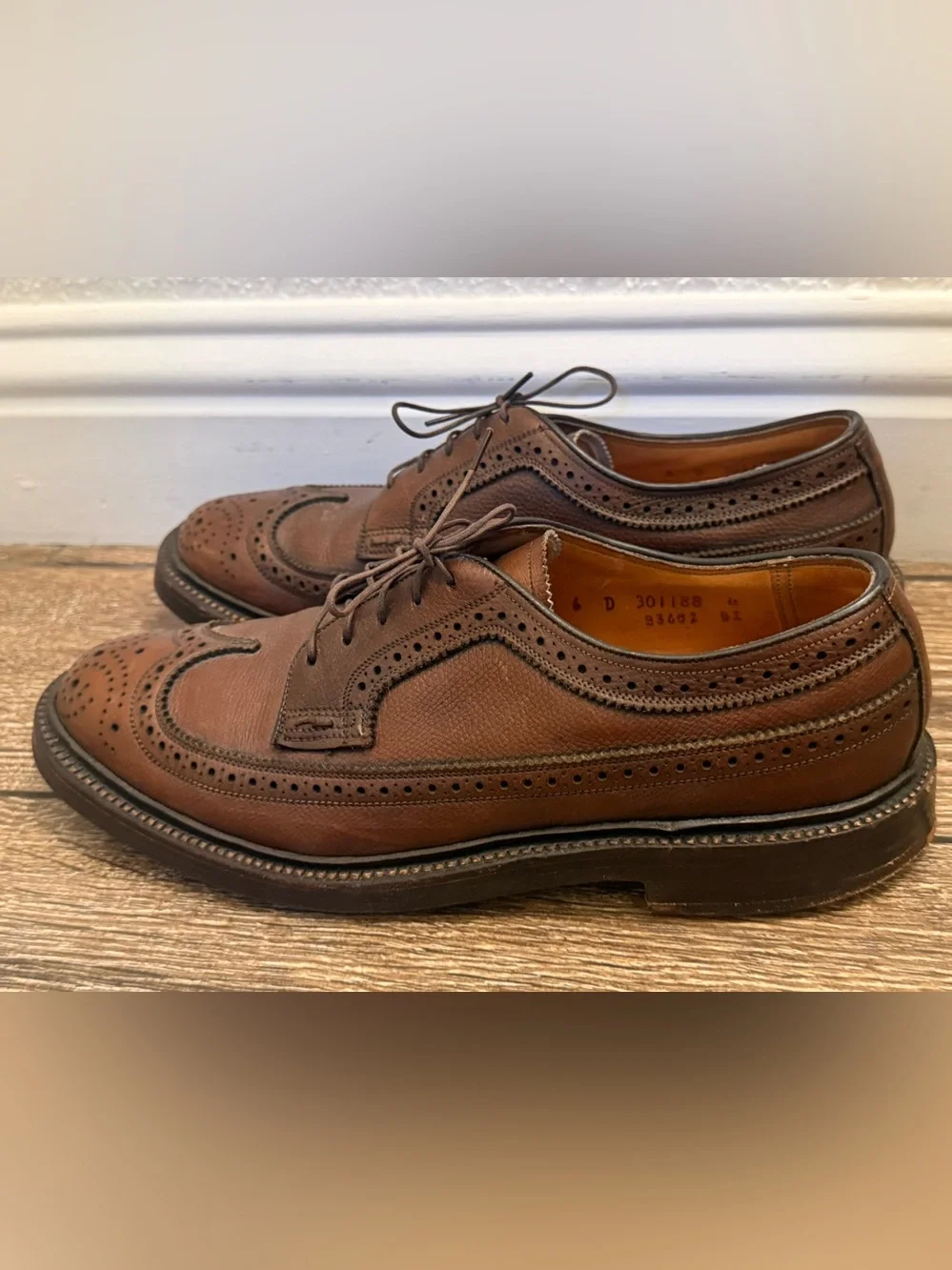 Florsheim Imperial Kenmoor Longwing Bluchers